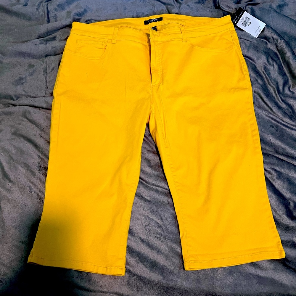 NWT Yellow Plus Size Bermuda Shorts